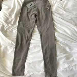 NEW gym shark dreamy leggings